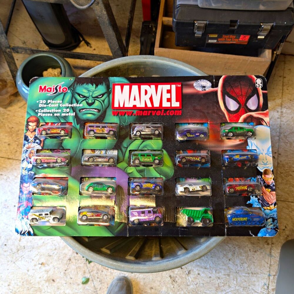 Maisto Marvel 20-Piece Diecast Vehicle Set, Multicolor, Unopened Box 2003